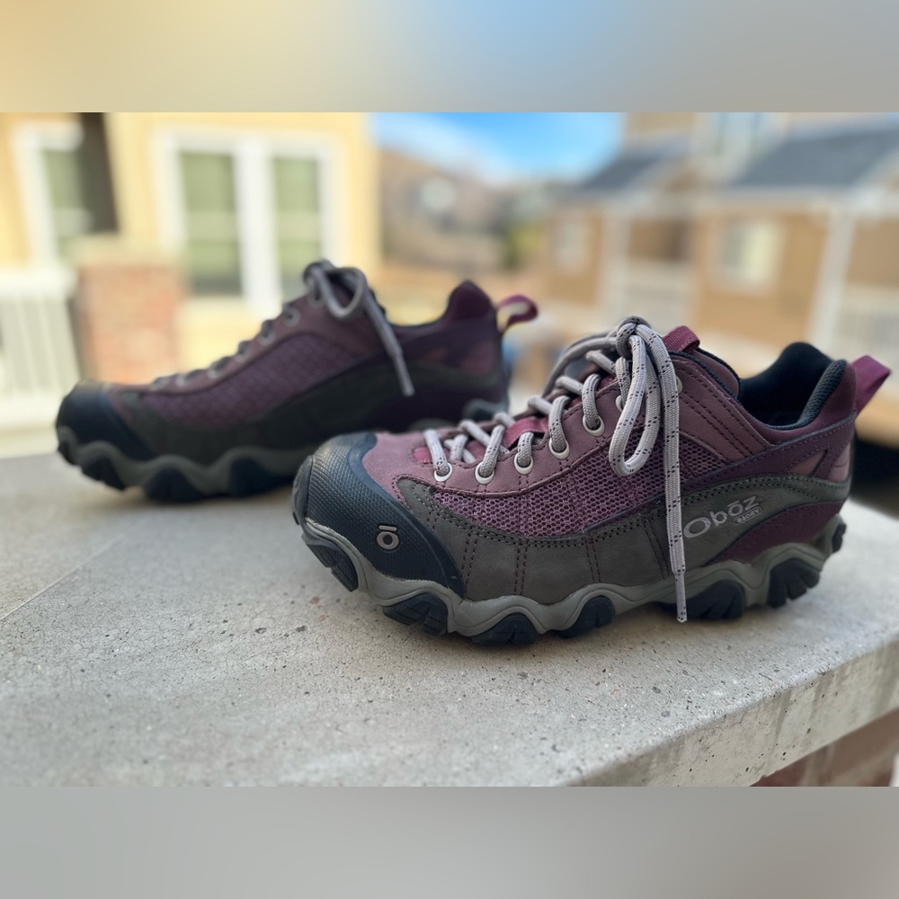 Oboz Firebrand II Low B-DRY Hiking Shoe like new! (Women) - Lilac 8